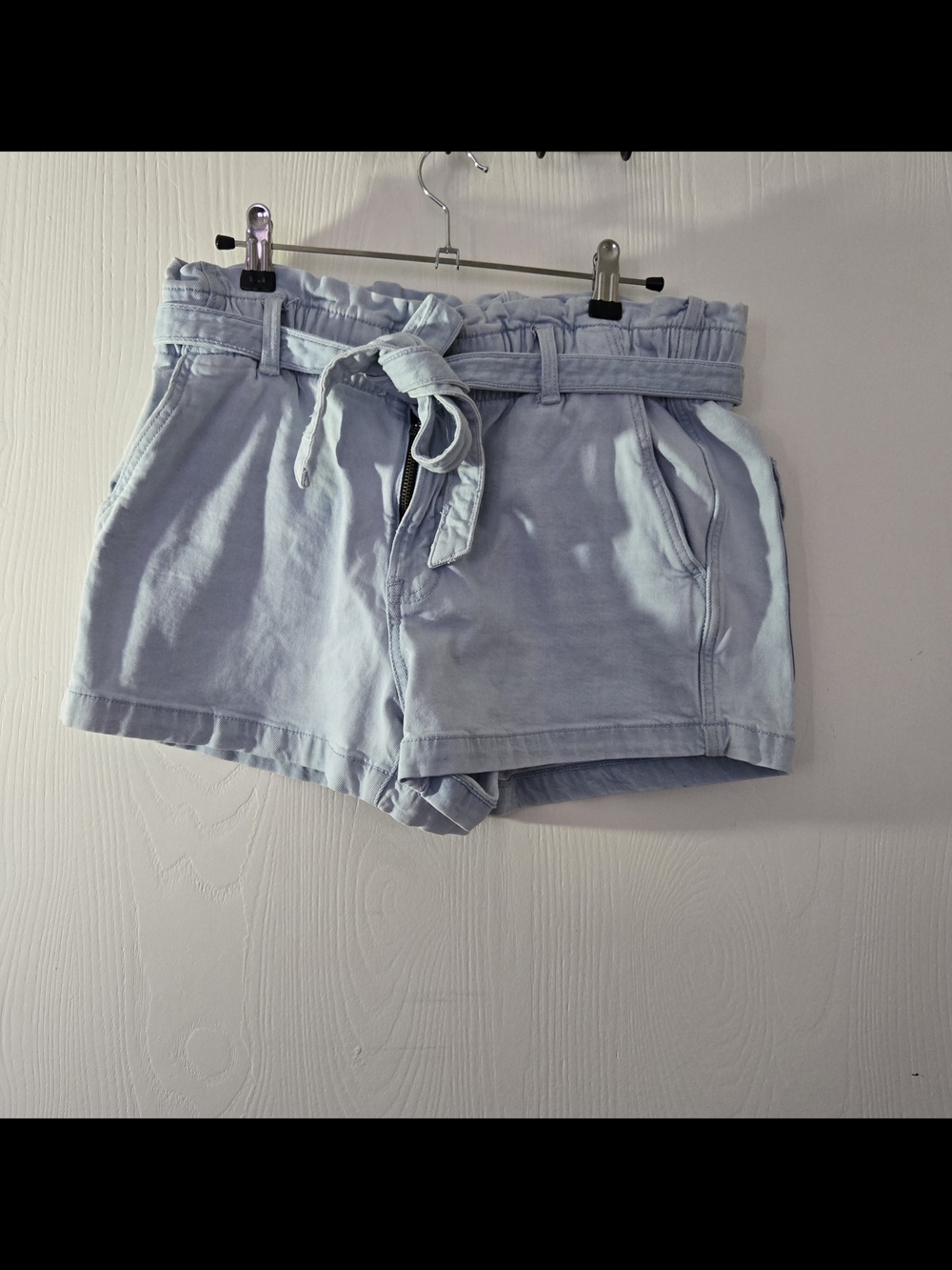 American Eagle Outfitters Light Blue High-Rise Tie-Waist Shorts Size 8